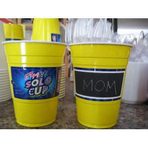 Yellow Plastic Cups 22pk - Solo 18oz Personalize